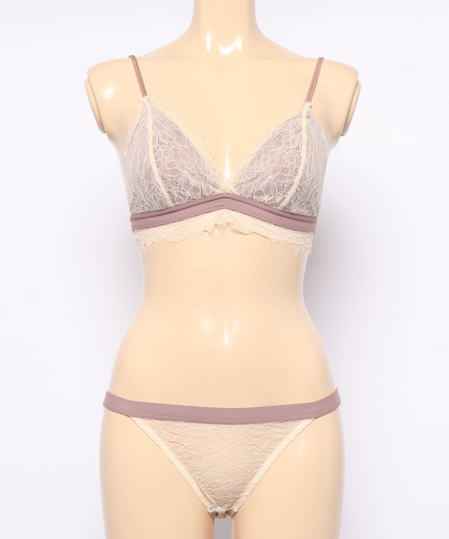 tu hacciフルブルーム総レースブラレット＆ショーツ